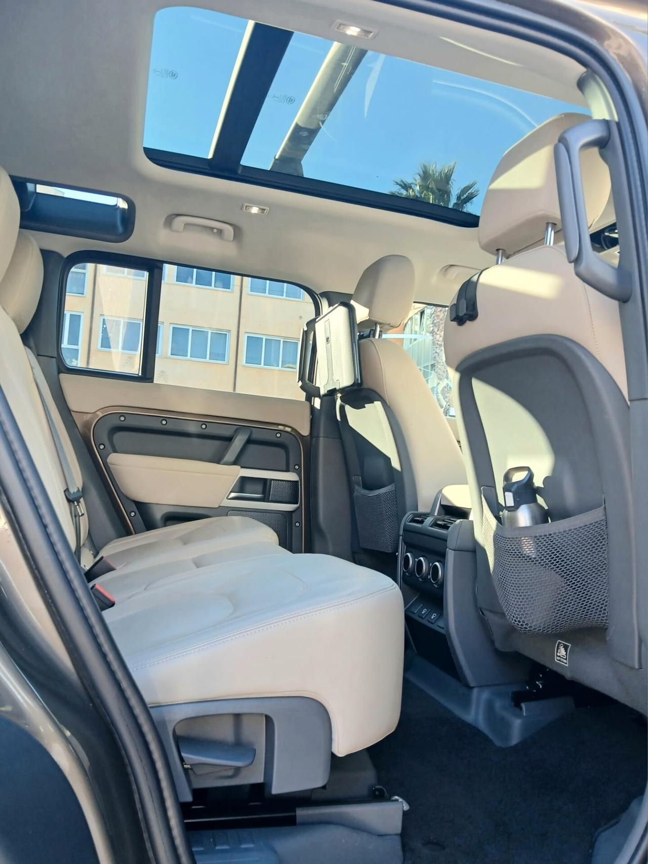 LAND ROVER Defender 110 3.0D I6 200 CV AWD Auto X-Dynamic SE (147 kw)