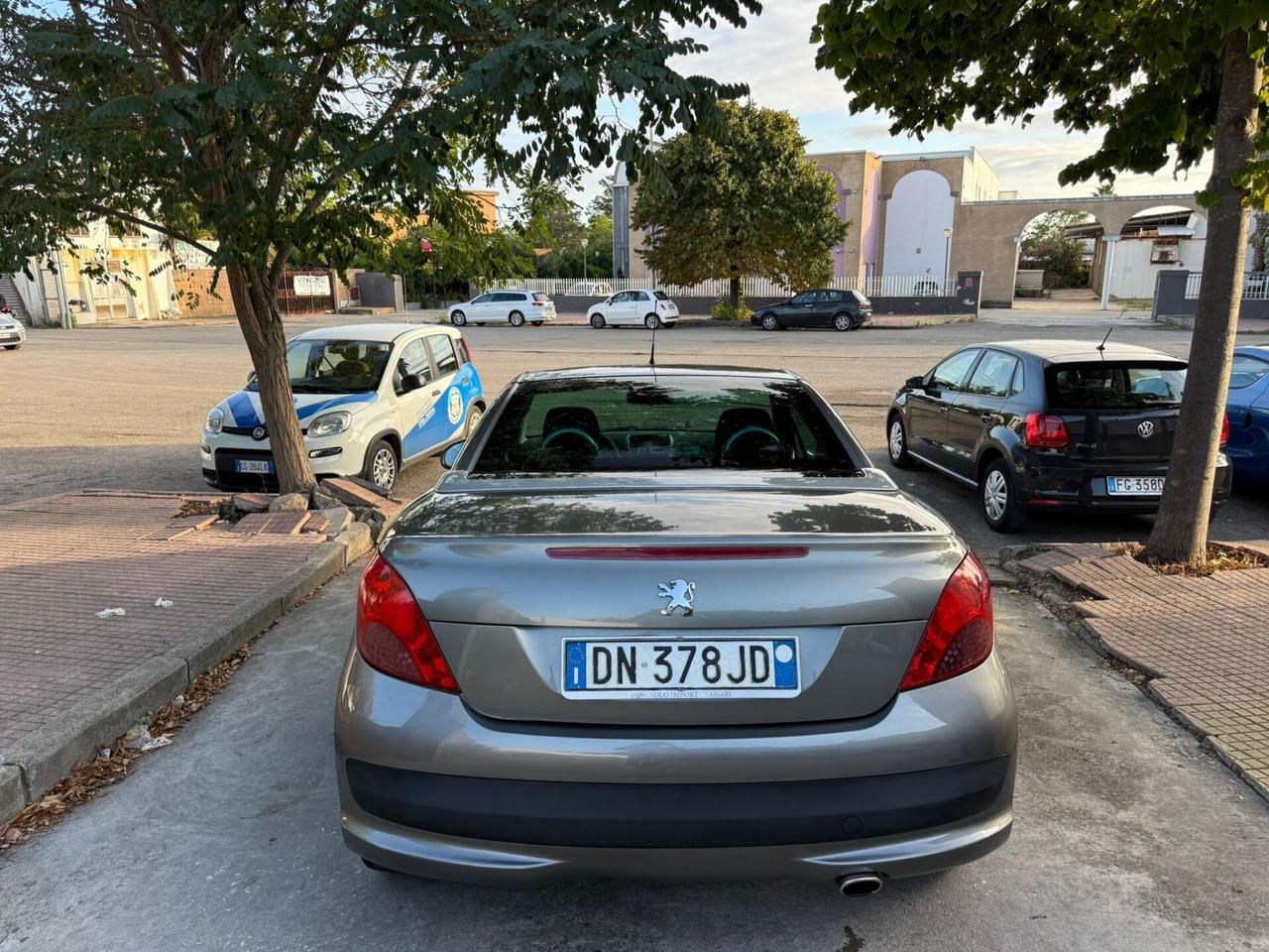 Peugeot 207 1.6 CABRIO NEOPATENTATI