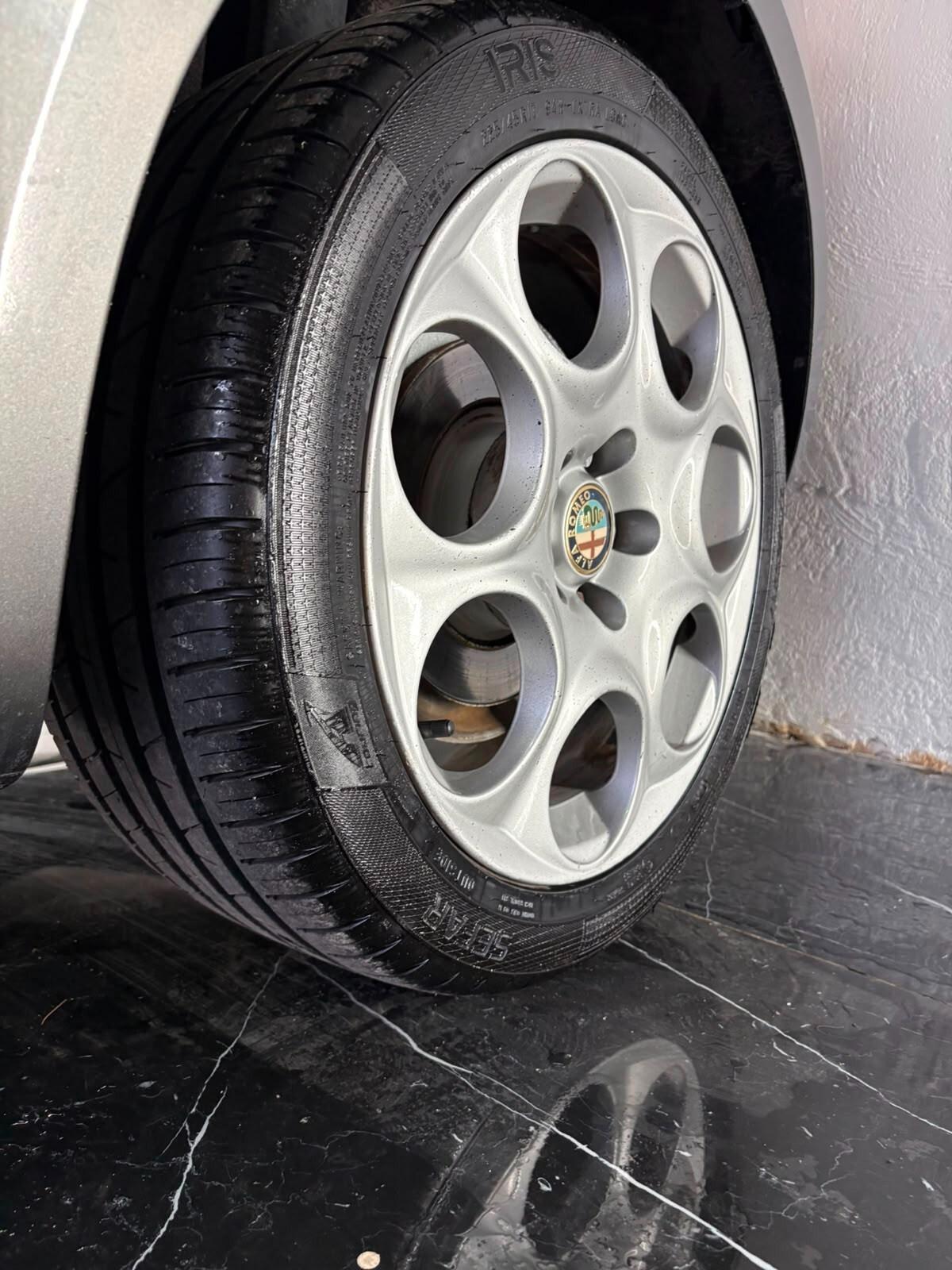 Alfa Romeo Giulietta 1.4 turbo distinctive