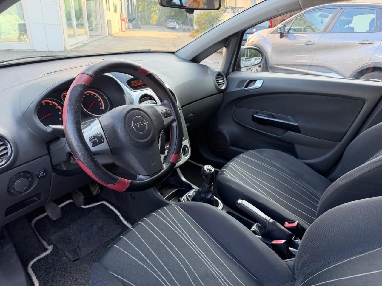 Opel Corsa 1.2 80CV 5 porte GPL-TECH Club