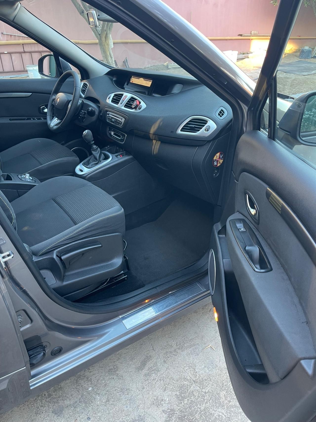 Renault Scenic Scénic 1.5 dCi 110CV Dynamique