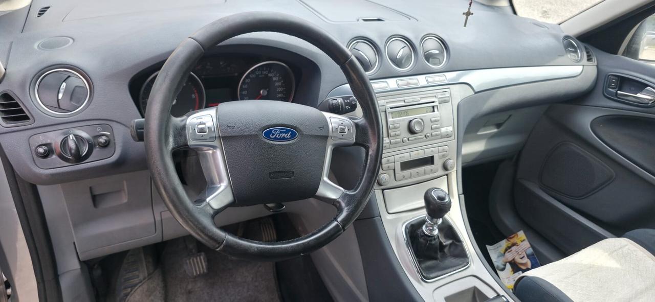 Ford S-Max 2.0 TDCi 140CV Titanium 7 posti