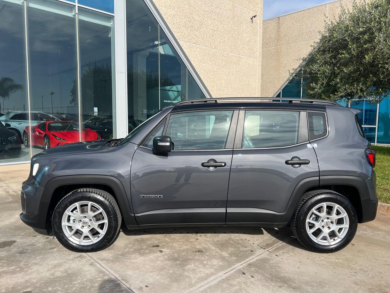 Jeep Renegade 1.5 Turbo T4 MHEV Altitude possibilità noleggio no scoring