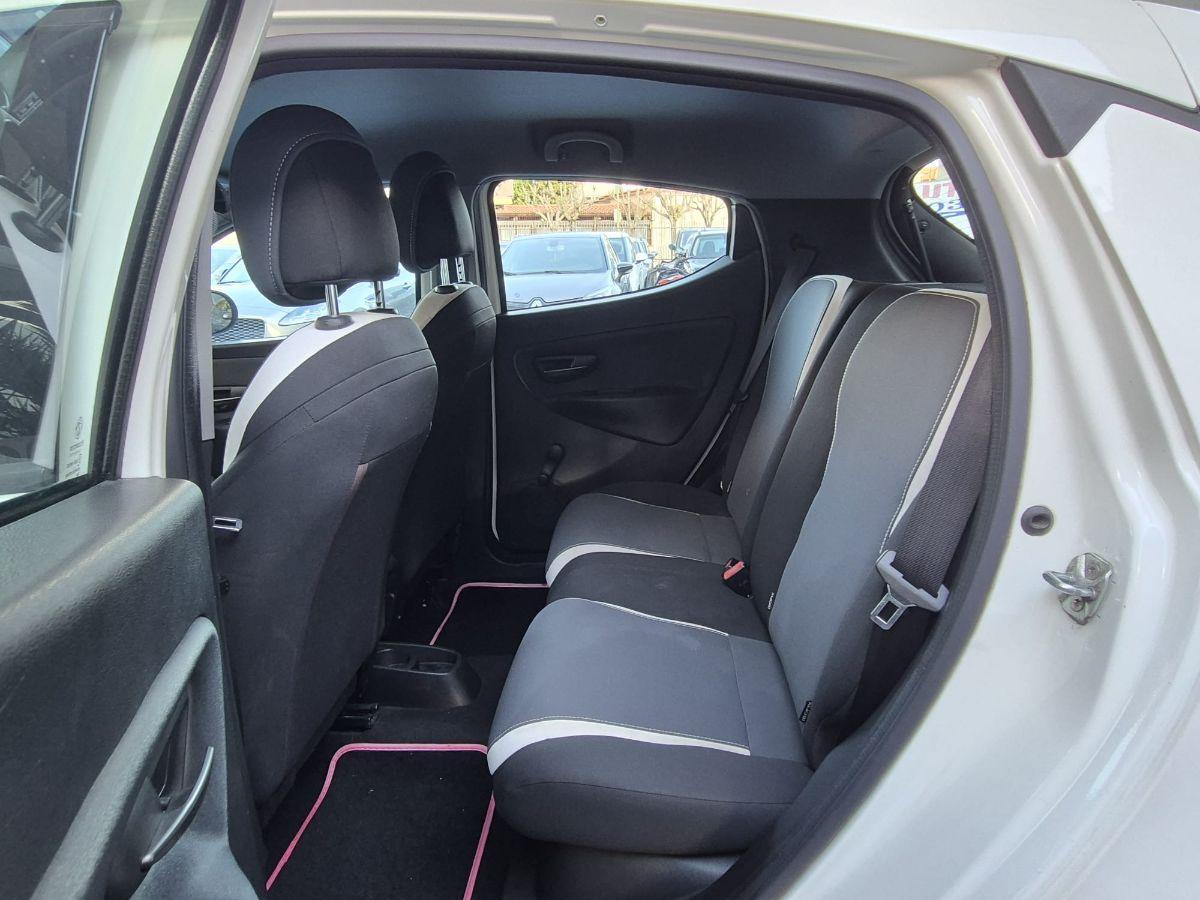 LANCIA - Ypsilon - 0.9 T.Air 85 CV 5 porte Metano Ecochic Gold