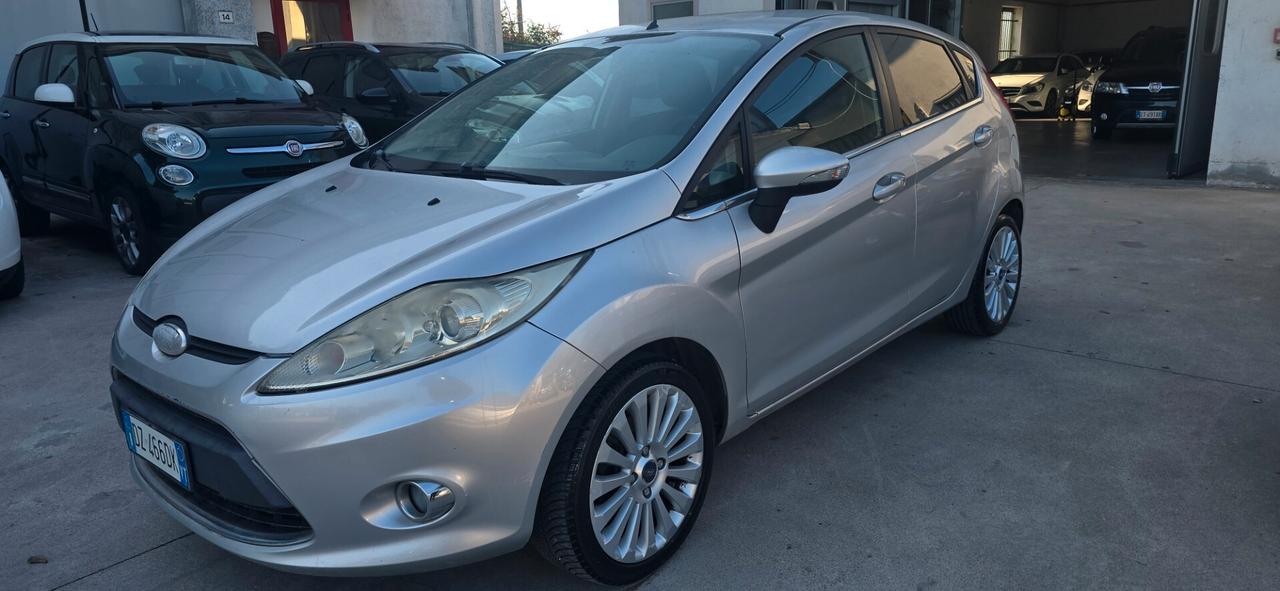Ford Fiesta 1.4 TDCi 5p. Ghia
