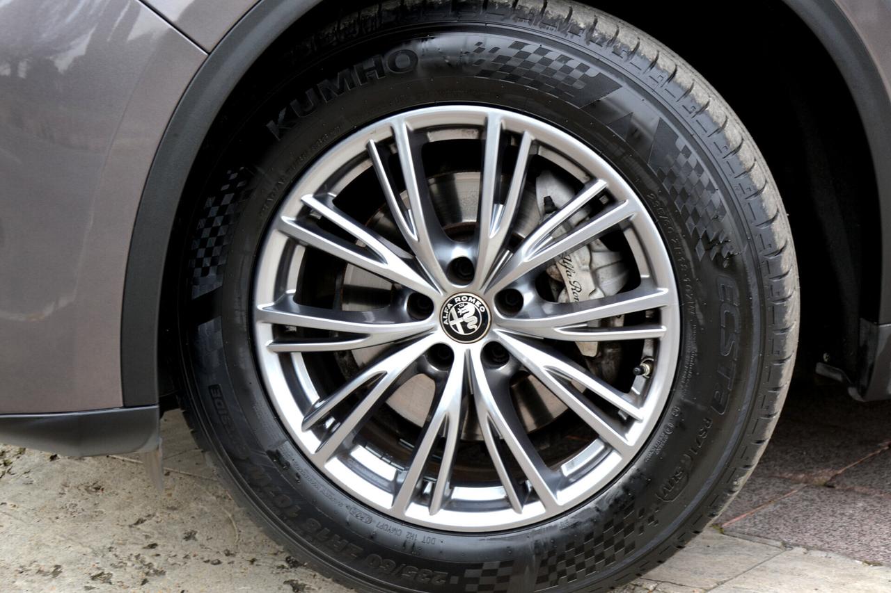 Alfa Romeo Stelvio 2.2 210CV AT8 Q4 SUPER *FUL LED+RCAM+PRIVACY+CRUIS