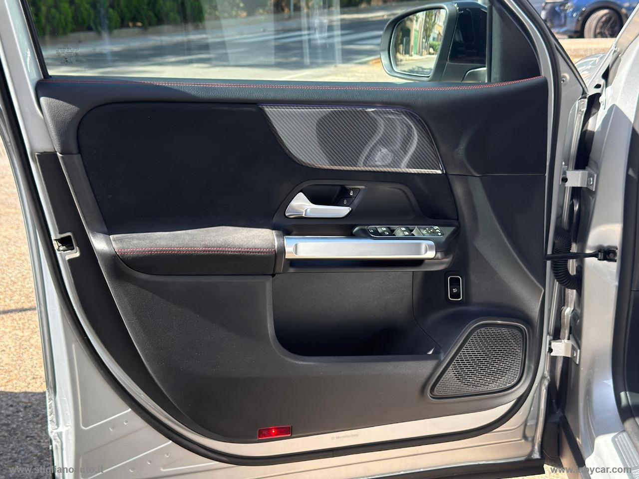 MERCEDES-BENZ GLB 180 d Automatic Premium