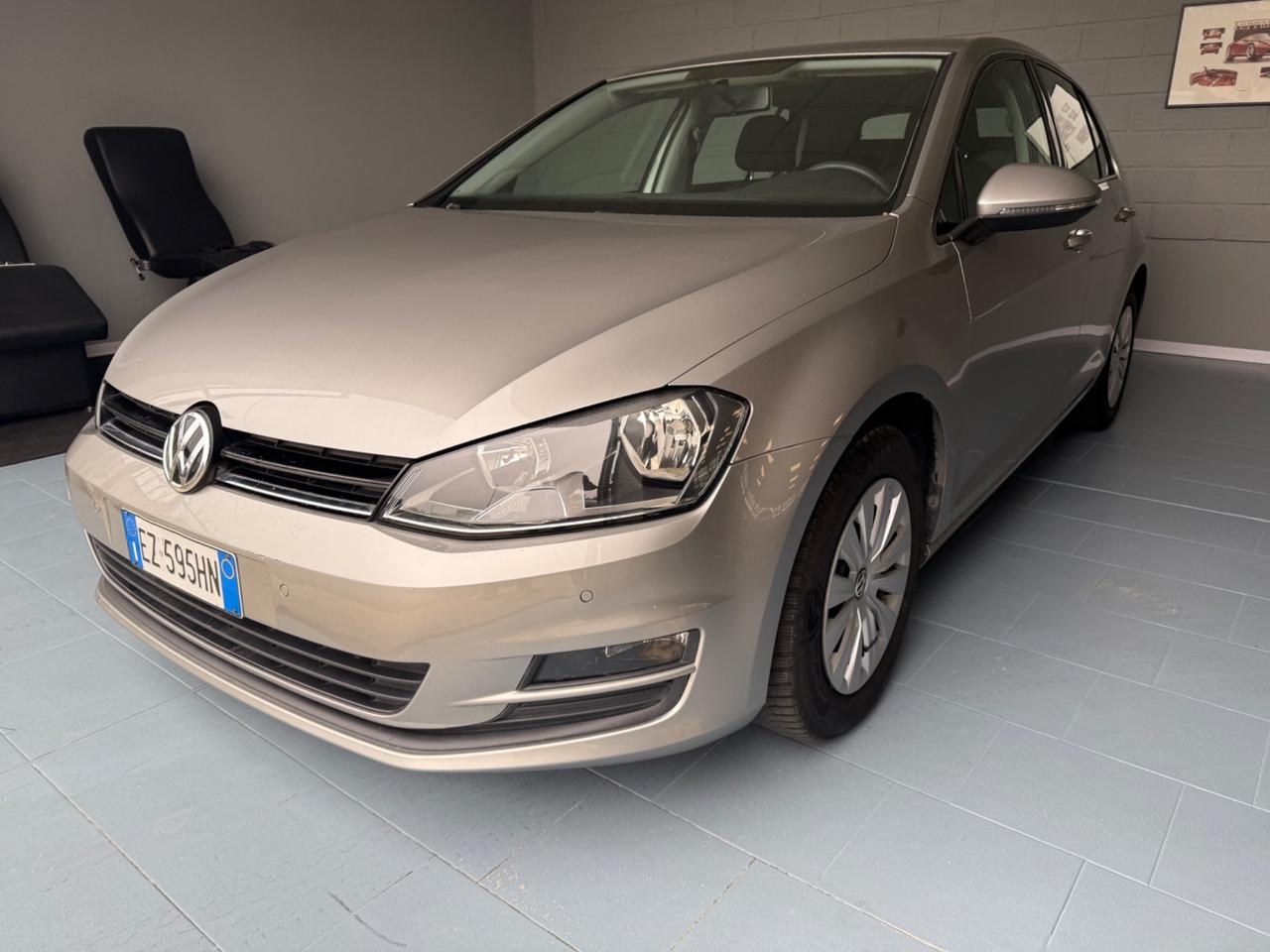 Volkswagen Golf 1.6 TDI 90 CV NEOPATENTATI