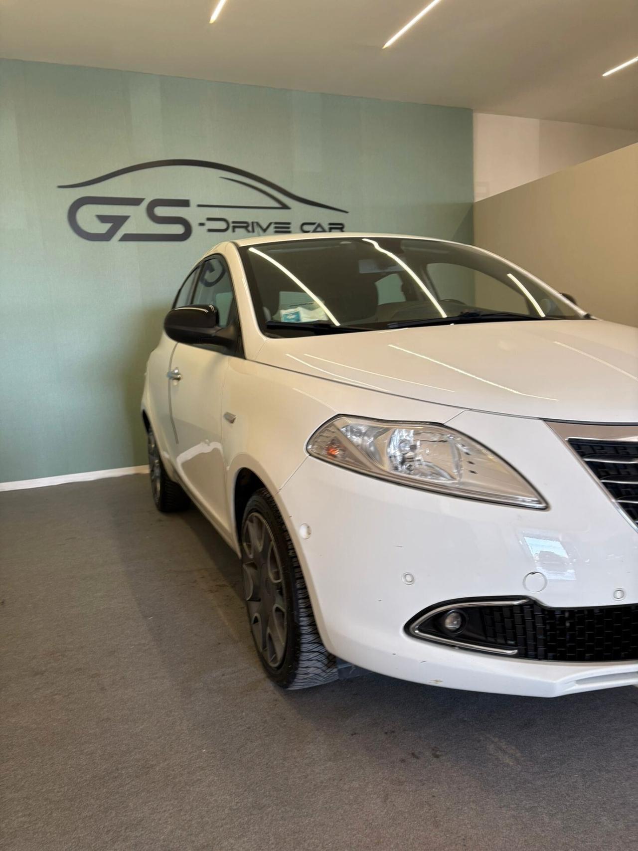 Lancia Ypsilon 1.3 MJT 16V 95 CV 5 porte S&S Platinum