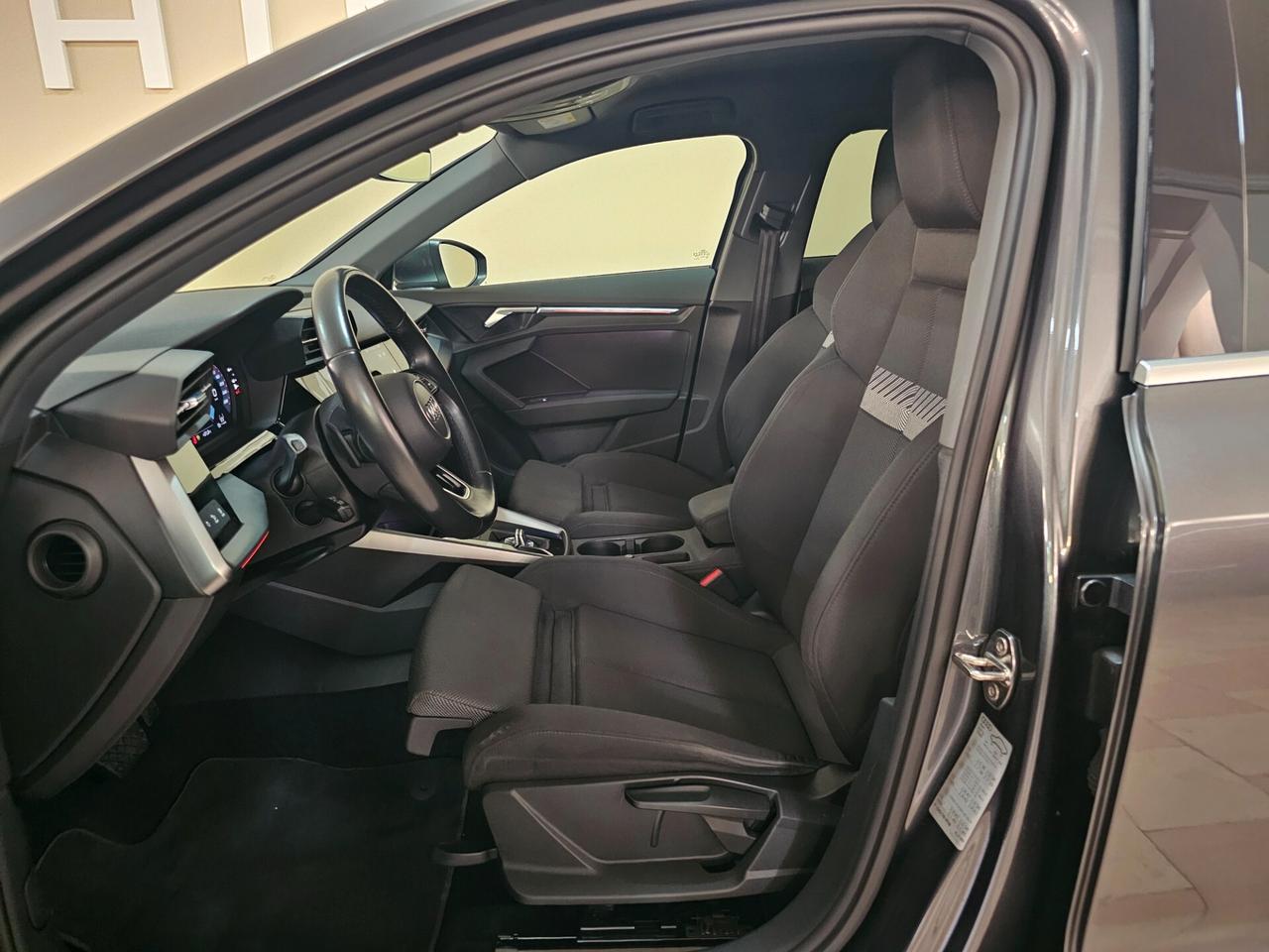 Audi A3 Sedan 35 TDI S tronic line edition
