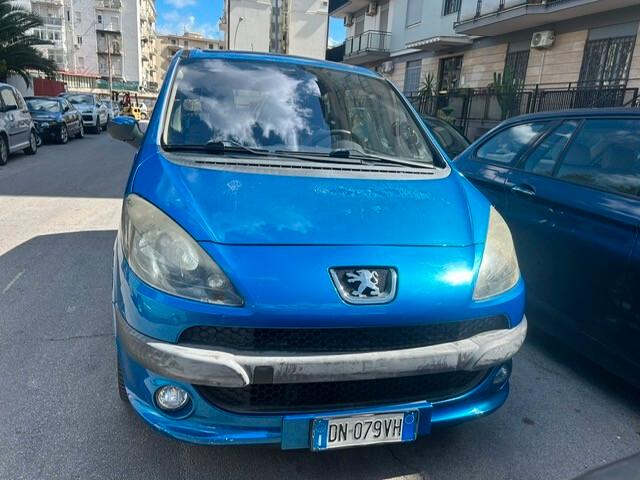 Peugeot 1007 1.6 Sporty