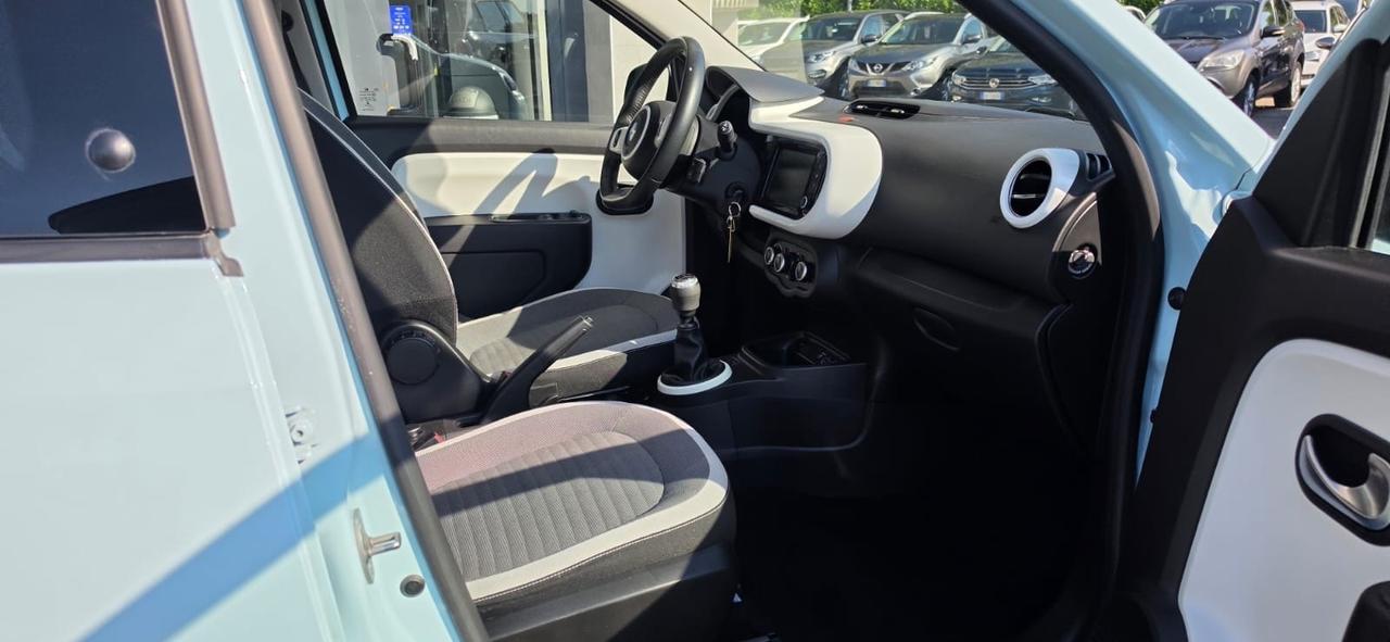 Renault Twingo 1.0 benzina Neopatentati