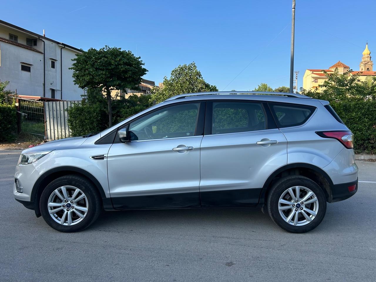 Ford Kuga 1.5 TDCI 120 CV S&S 2WD ST-Line
