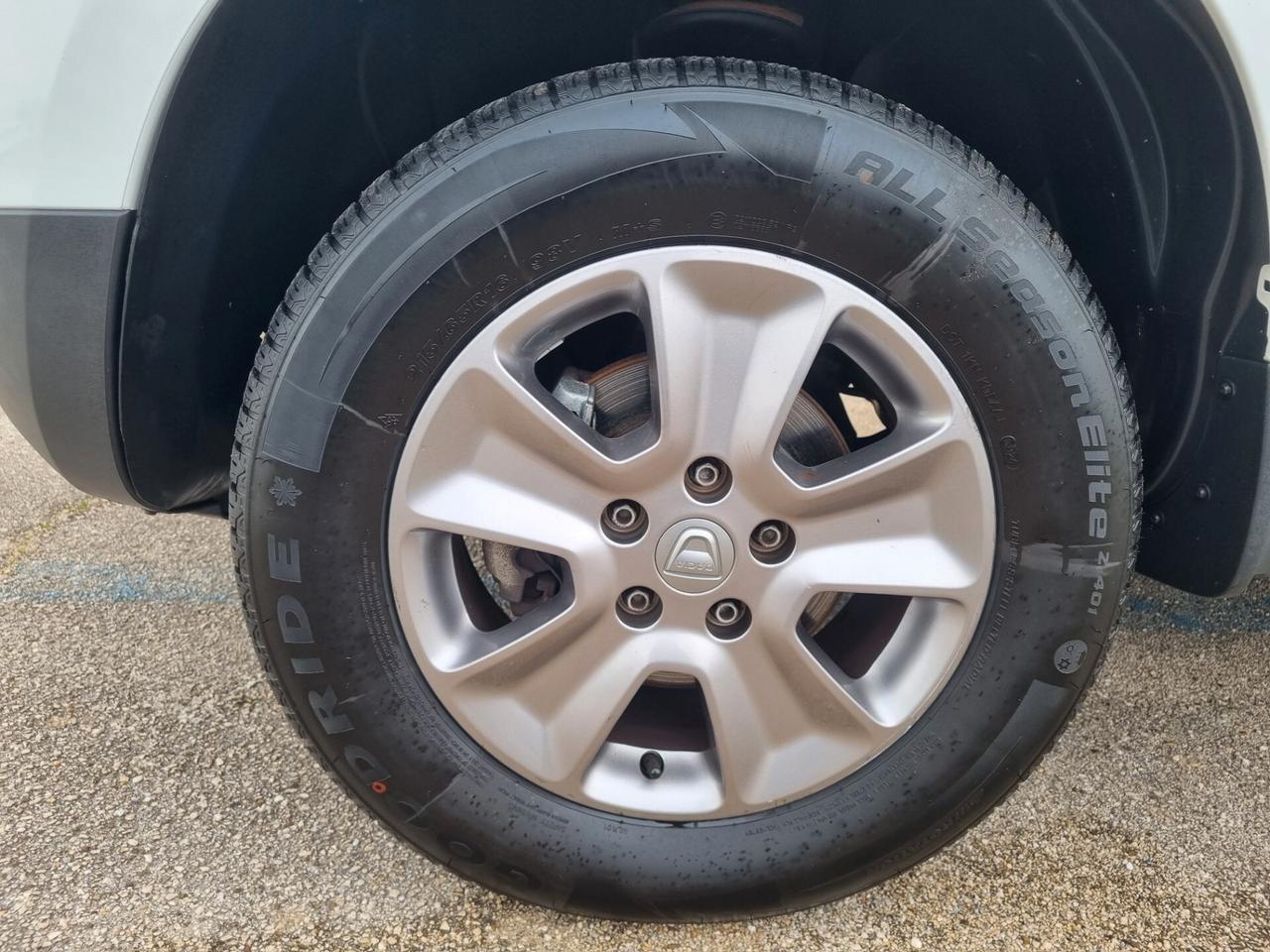 Dacia Duster 1.2 TCe 125CV 4x2 Lauréate