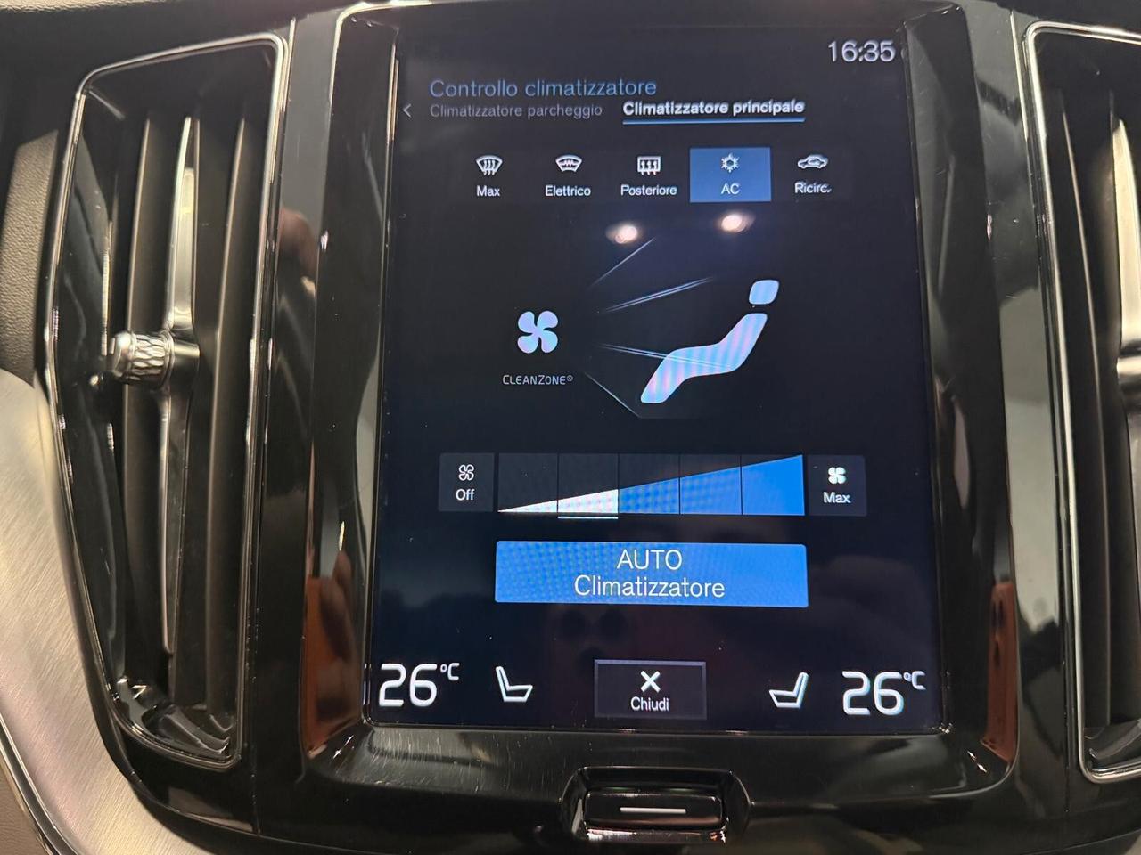 VOLVO XC60 2.0 D 190CV NAVI CAM LED XENO CRUIS 2018