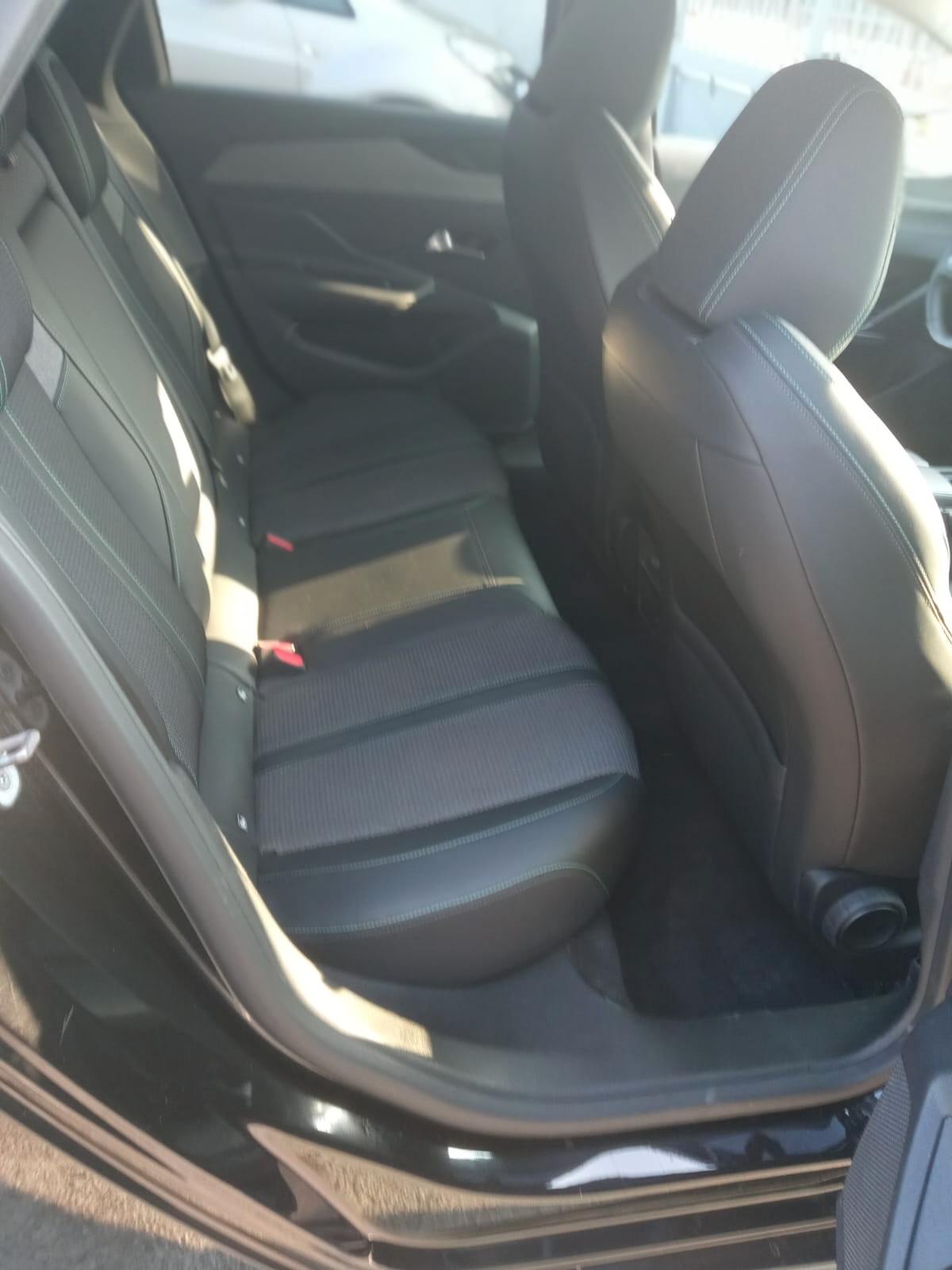 Peugeot 308 BlueHDi 130 S&S EAT8 SW Allure