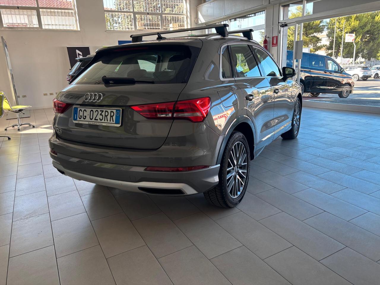 Audi Q3 35 TDI S tronic Business Advanced