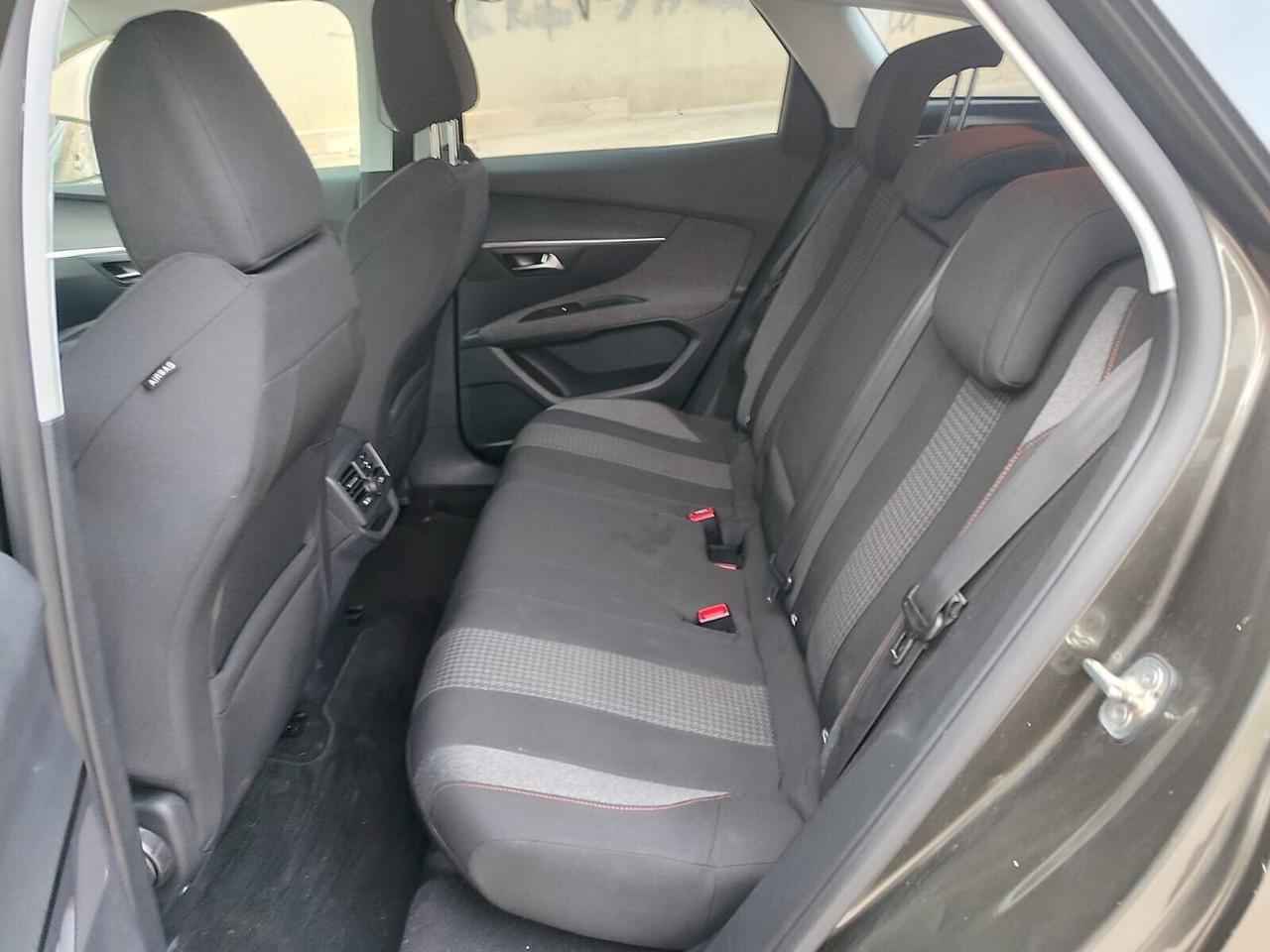 Peugeot 3008 1.5 BlueHDi 130 CV 2018