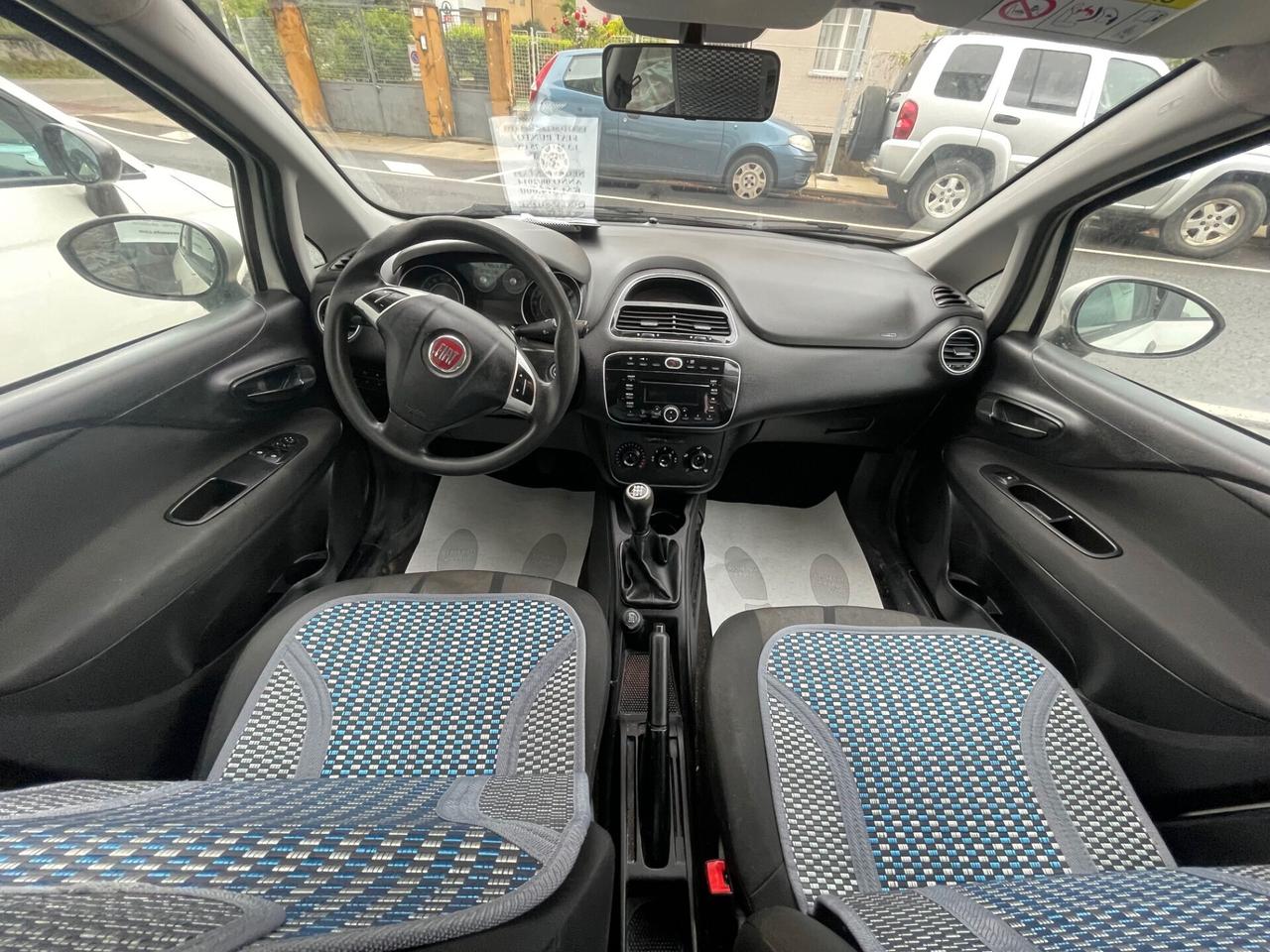 Fiat Punto 1.3 MJT II 75 CV 5 porte Street