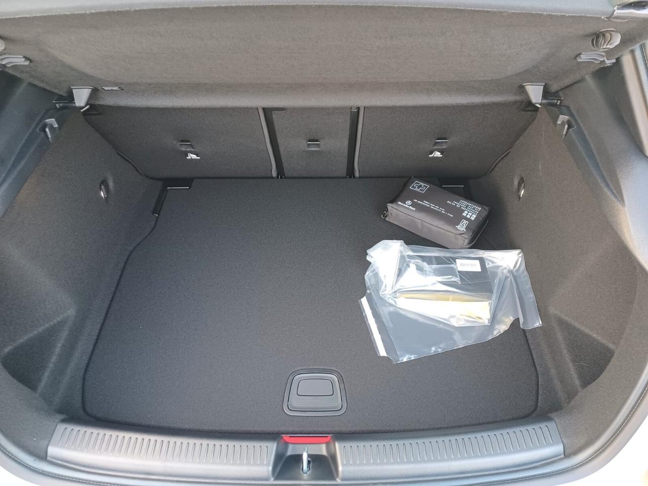 Mercedes-benz A 200 d Automatic AMG Line Premium