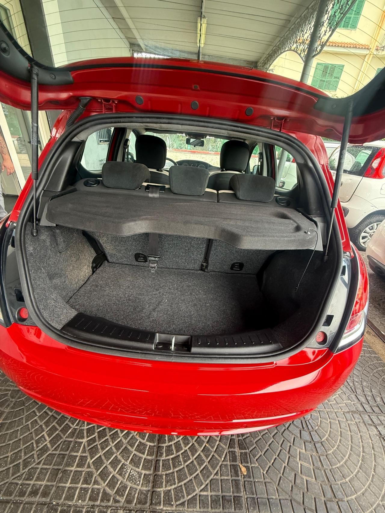 Lancia Ypsilon 1.2 69 CV 5 porte GPL Ecochic Mya