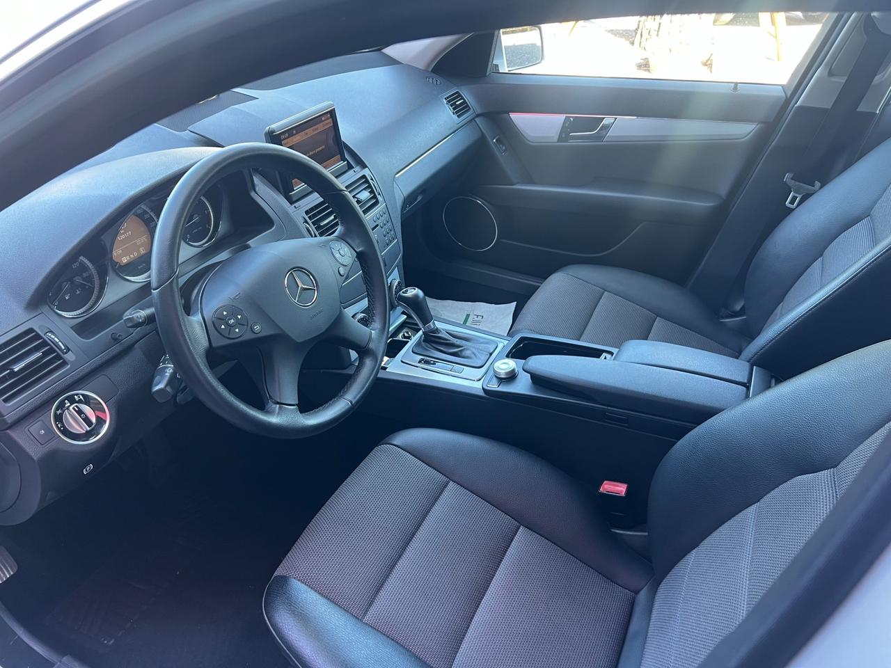 Mercedes-benz C 220 CDI 120.000KM - 2011