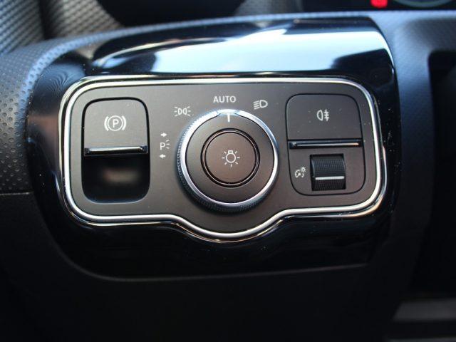 MERCEDES-BENZ A 250 e hybrid EQ Sport