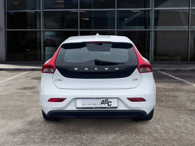 VOLVO V40 D2 1.6 DIESEL 115 CV Momentum