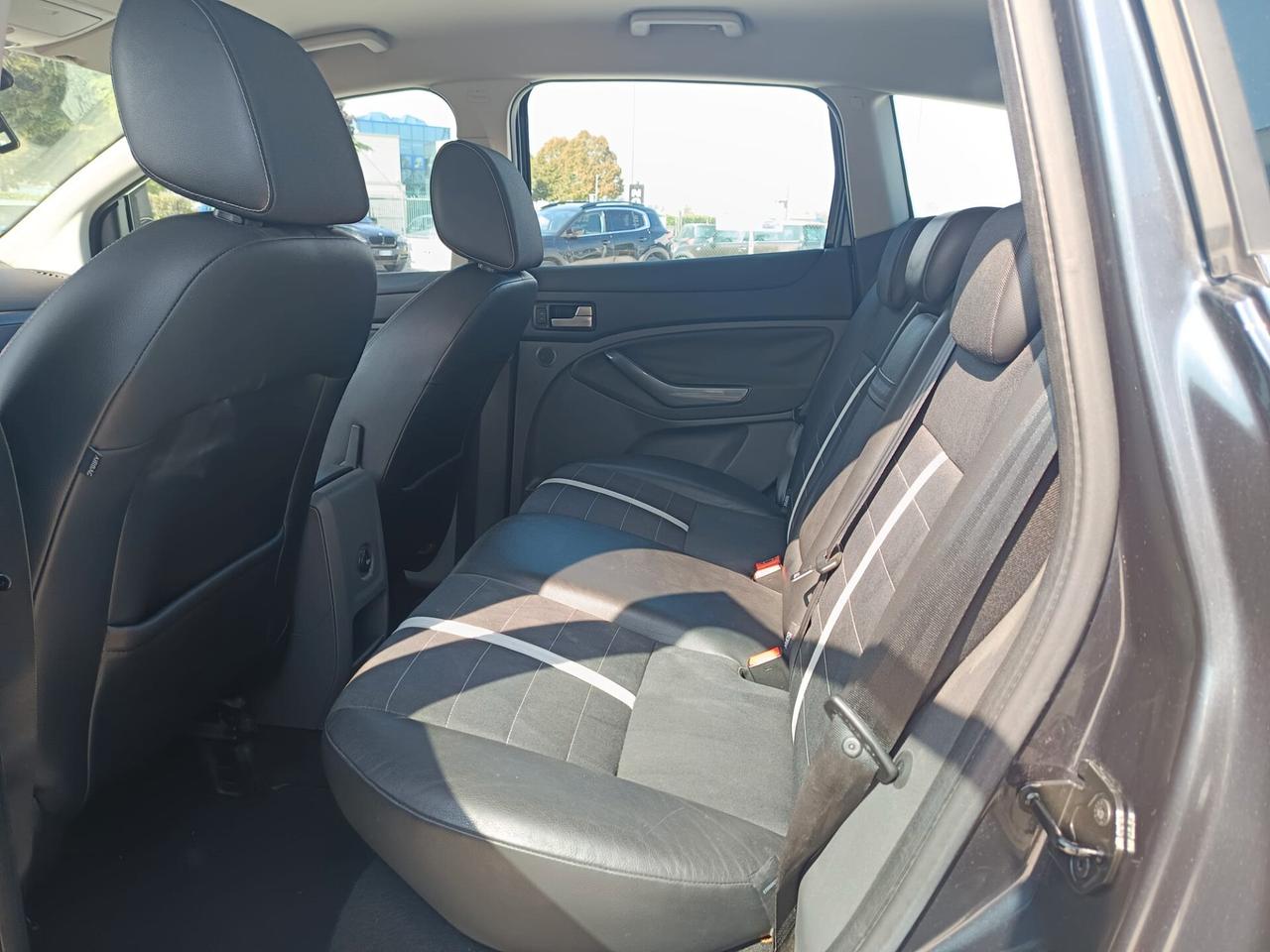 Ford Kuga 2.0 TDCi 136 CV 4WD Titanium Tua a 98€ / Mese