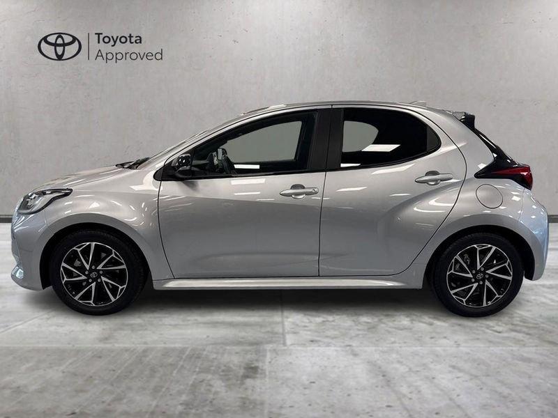 Toyota Yaris Hybrid Lounge MY22
