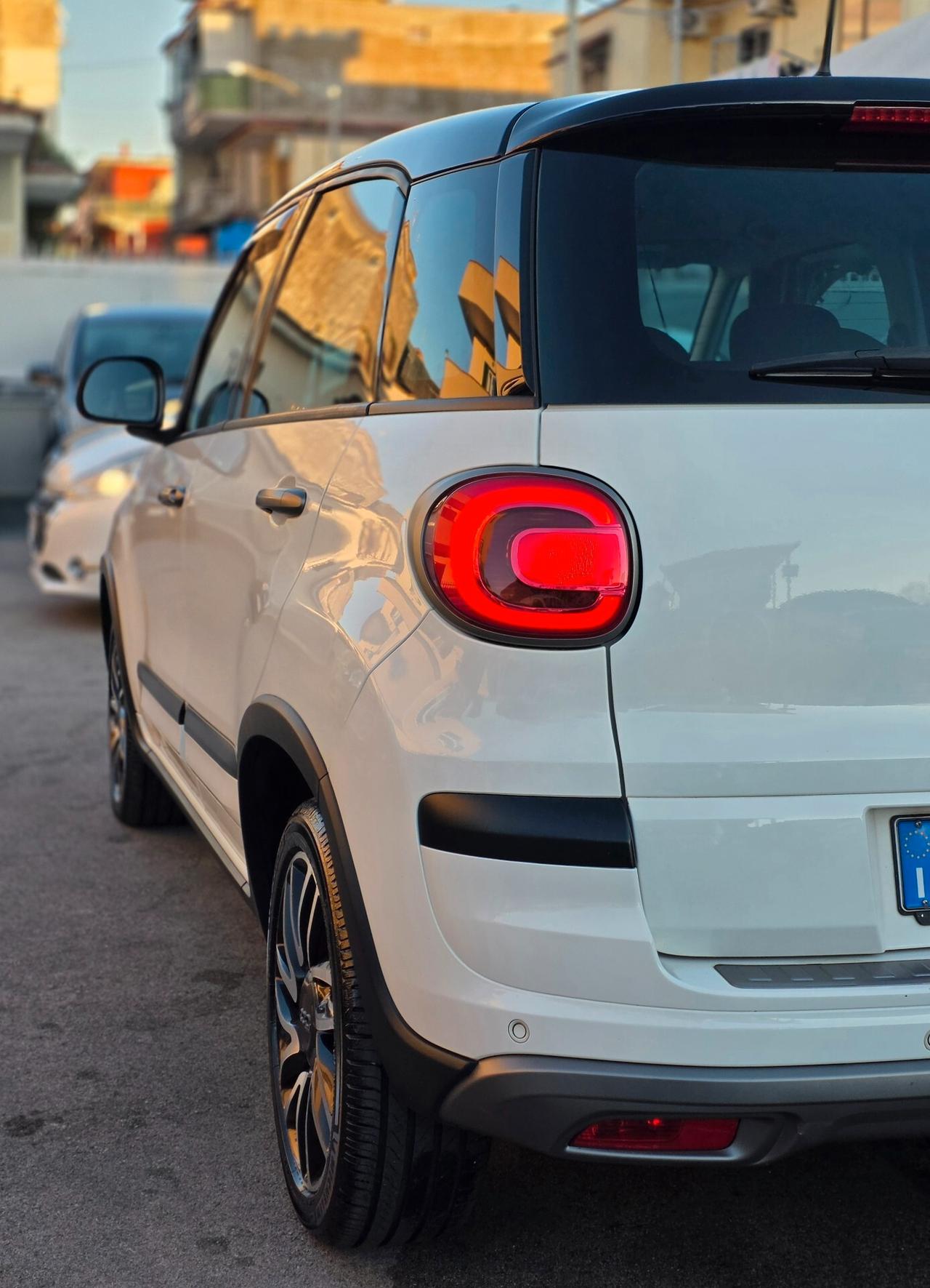 Fiat 500L 1.6 Multijet 120 CV Cross
