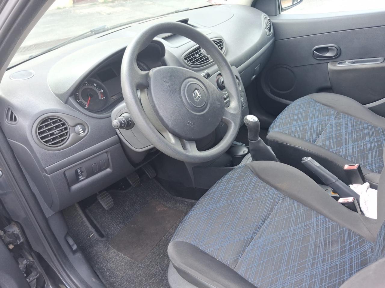 Renault Clio 1.2 16V 5 porte Confort