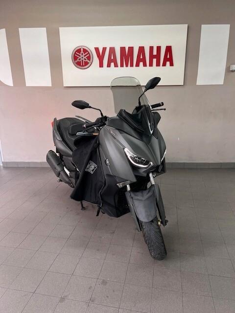 Yamaha X-Max 300 TECH MAX