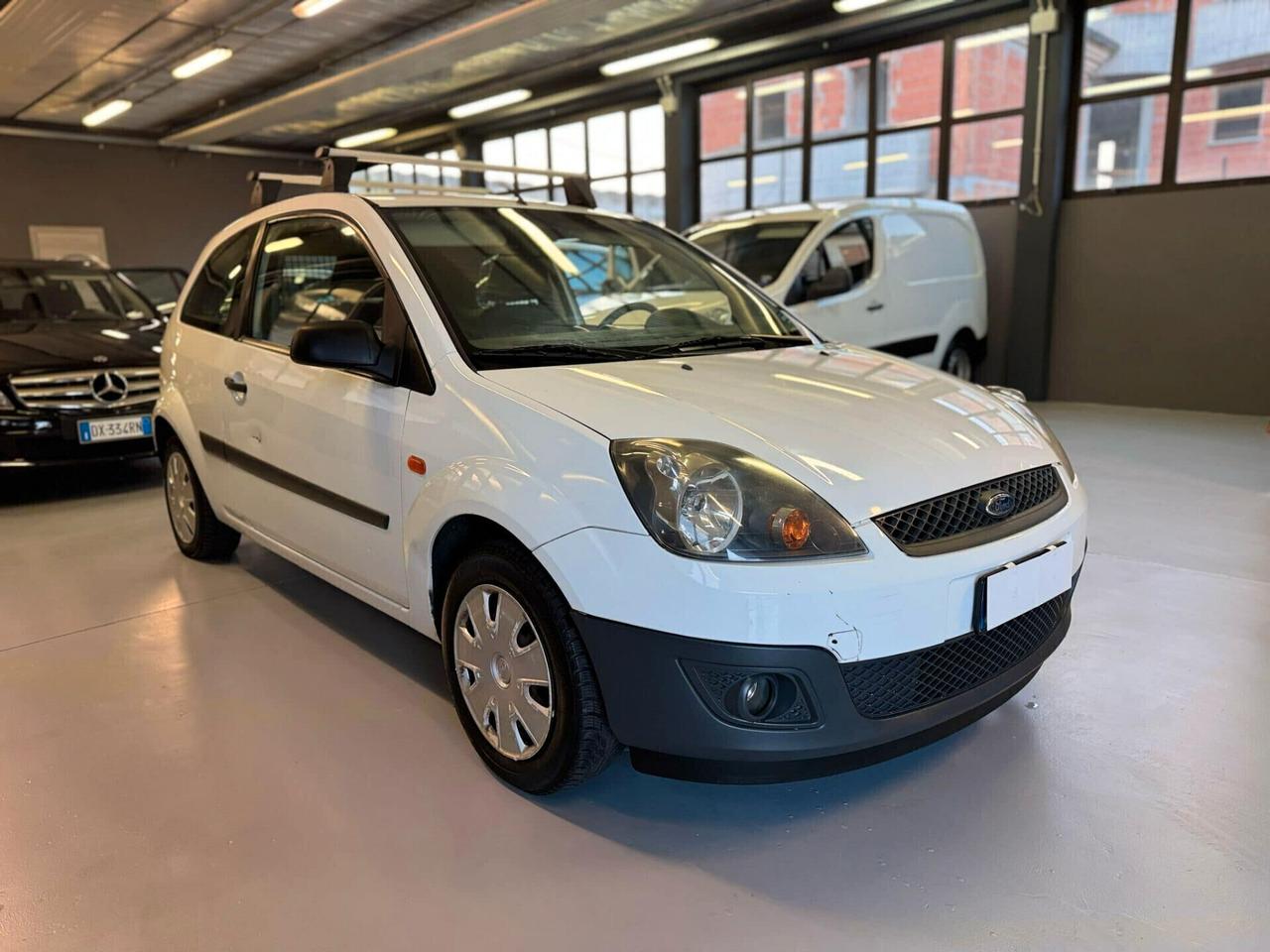 Ford Fiesta 1.4 TDCi 5p. Ghia