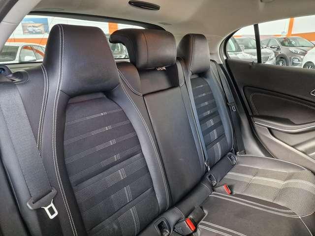 Mercedes-Benz GLA 200 GLA d Premium auto