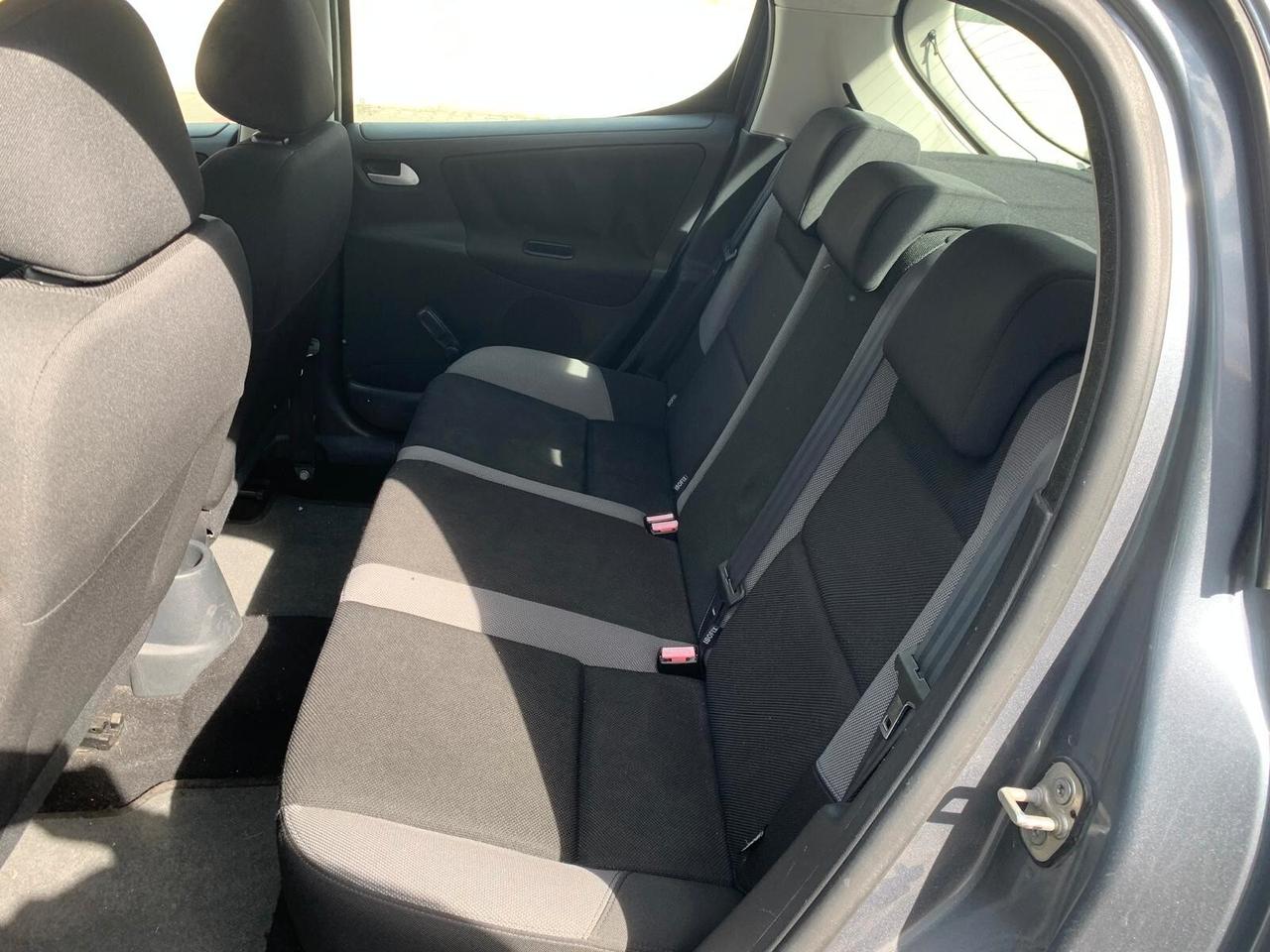 Peugeot 207 1.4 HDi 70CV 5p. X Line Mix