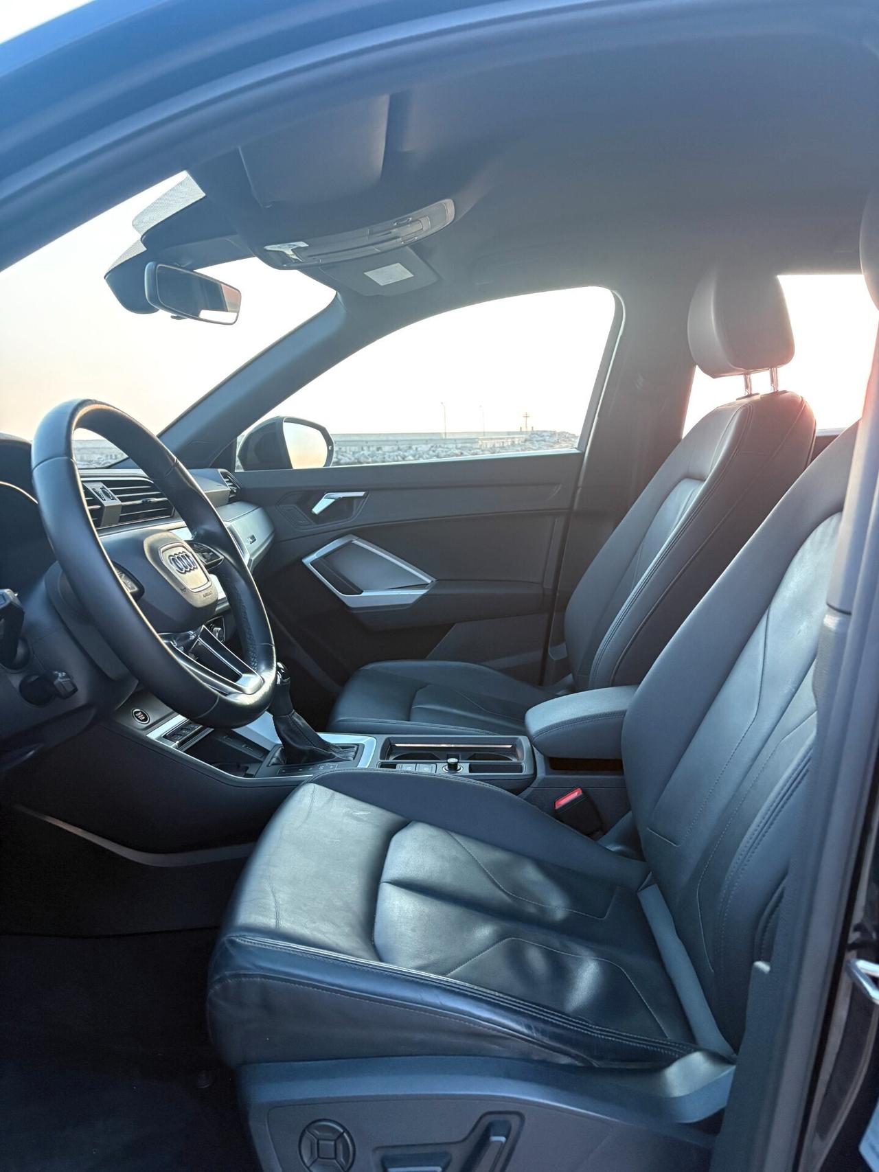 Audi Q3 35 TDI S tronic Business Advanced