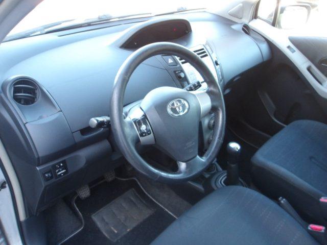 TOYOTA Yaris 1.3 5p VENDE PRIVATO