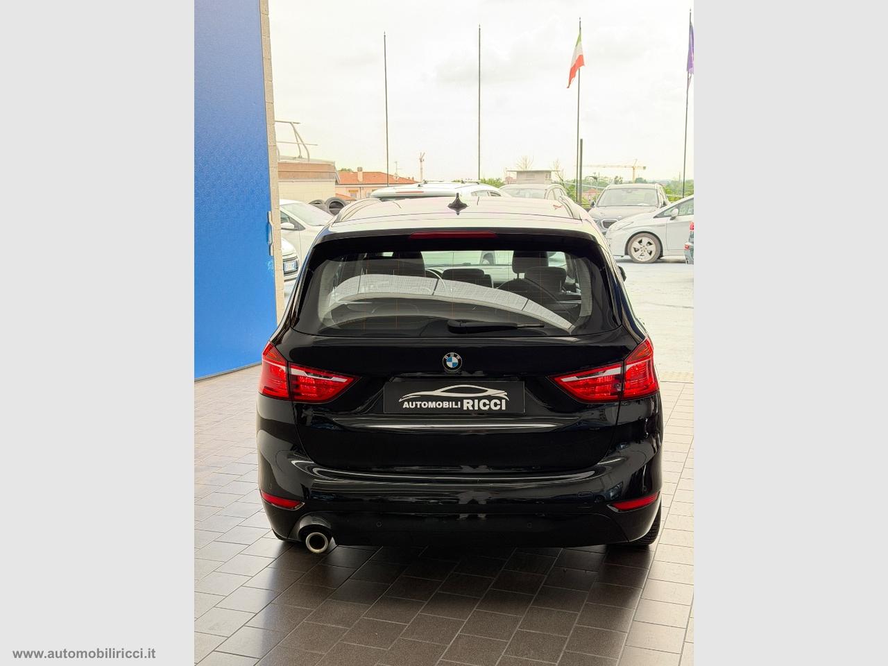 BMW 218i Gran Tourer 7 POSTI