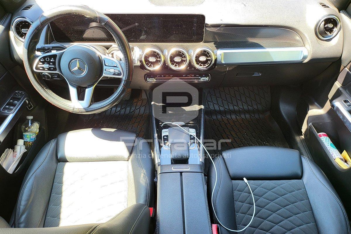 MERCEDES GLB 200 d Automatic Sport