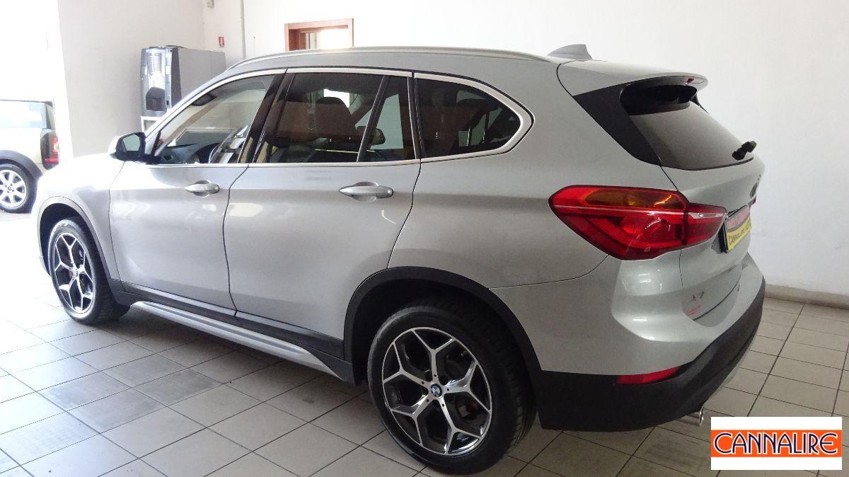 BMW - X1 - sDrive18i xLine