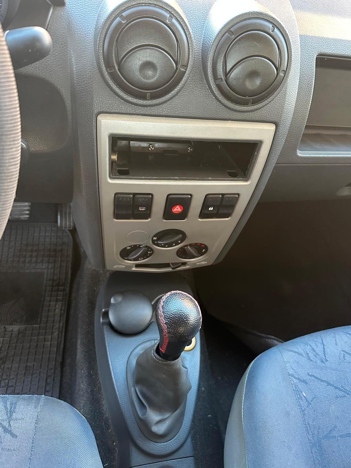 Dacia Logan 1.4 MPI (12 RATE)