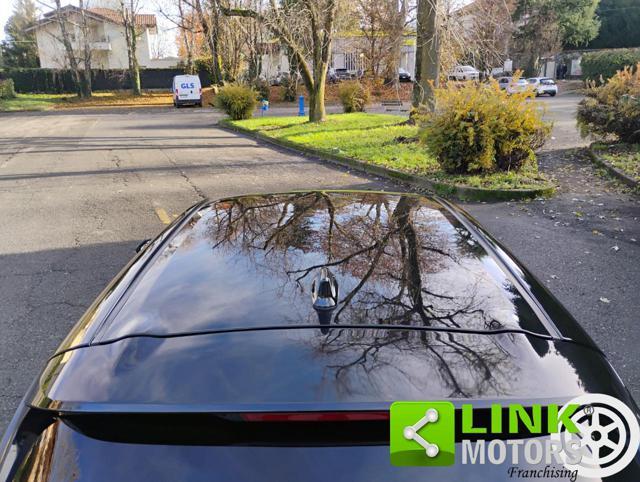 TOYOTA Corolla 1.8 Hybrid Style E-CVT