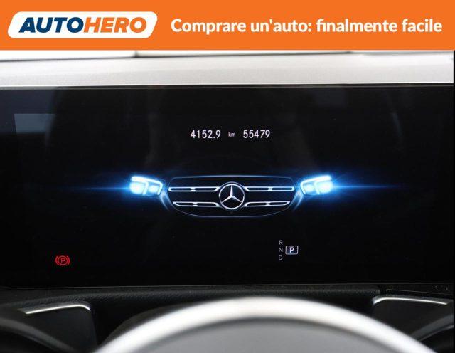 MERCEDES-BENZ GLB 200 d Automatic Premium