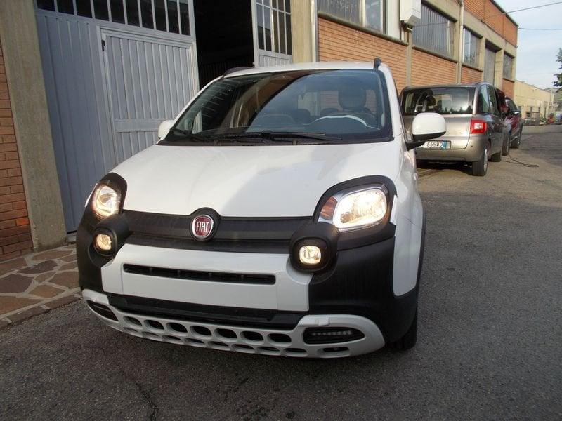 FIAT Panda 1.0 FireFly S&S Hybrid Pandina KM. ZERO 338.7575187 MASSARI MARCO