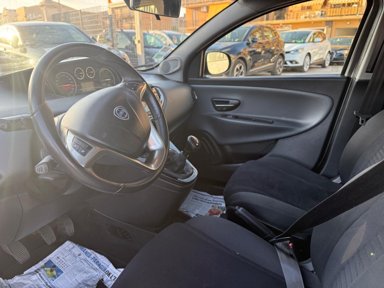 Lancia Ypsilon 1.3 MJT 16V 95 CV 5 porte S&S Silver 2013