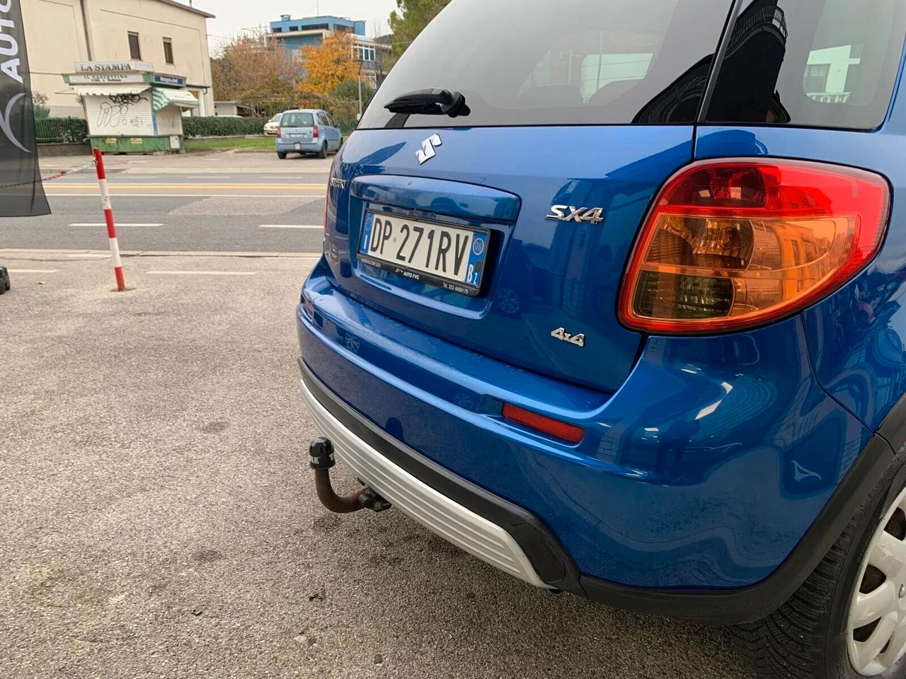 Suzuki SX4 1.9 D 4x4 GANCIO TRAINO