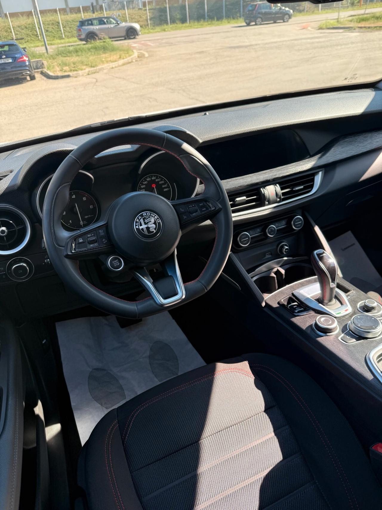 Alfa Romeo Stelvio 2.2 Turbodiesel 190 CV AT8 Q4 Business
