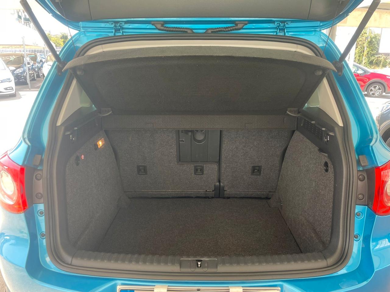 Volkswagen Tiguan 2.0 16V TDI DPF Sport & Style (18°)