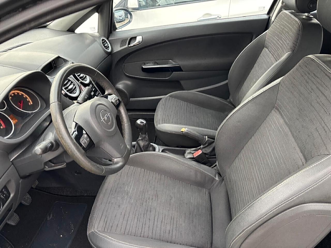 Opel Corsa 1.2 GPL 3 porte - 2015